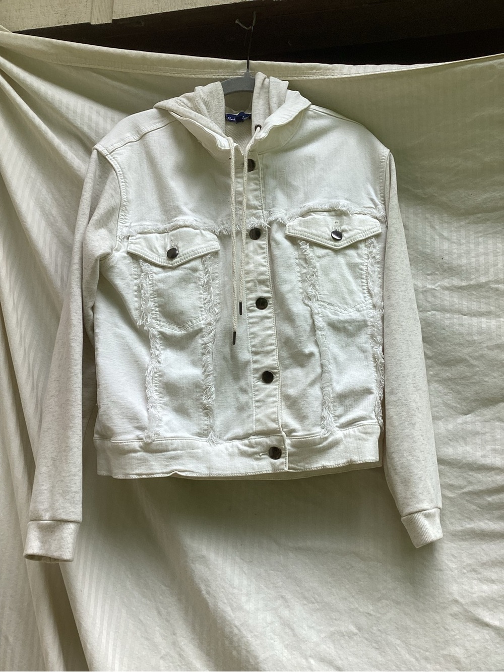 Splendid Cream Hooded Denim-Front Jacket with Knit Sleeves, size medium